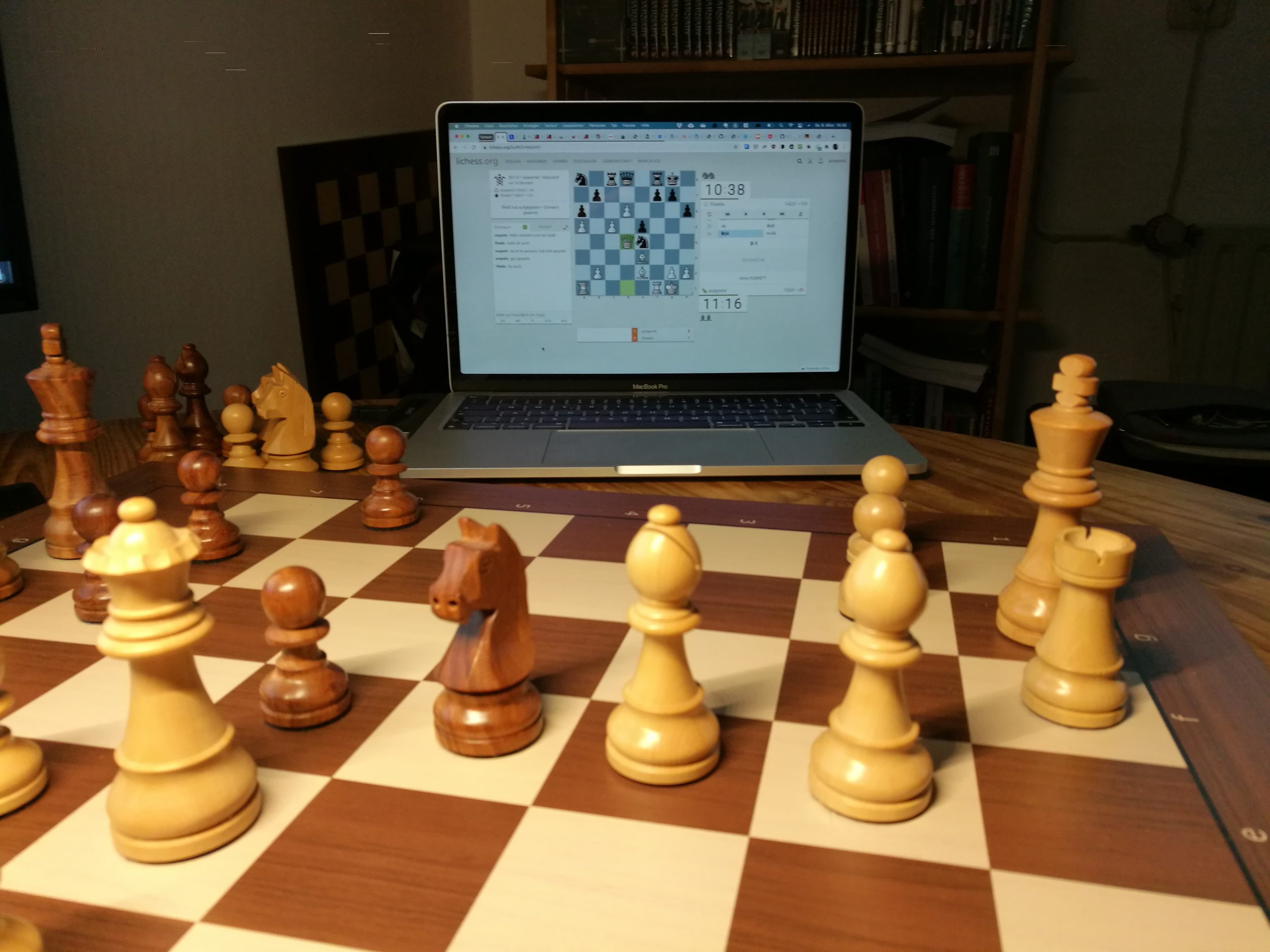 Playing Online Chess with a DGT Board and the M1 works… acepoints home